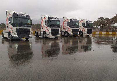 اضافه شدن ۴ دستگاه کامیون FH500  به ناوگان شرکت حمل و نقل همدانیان