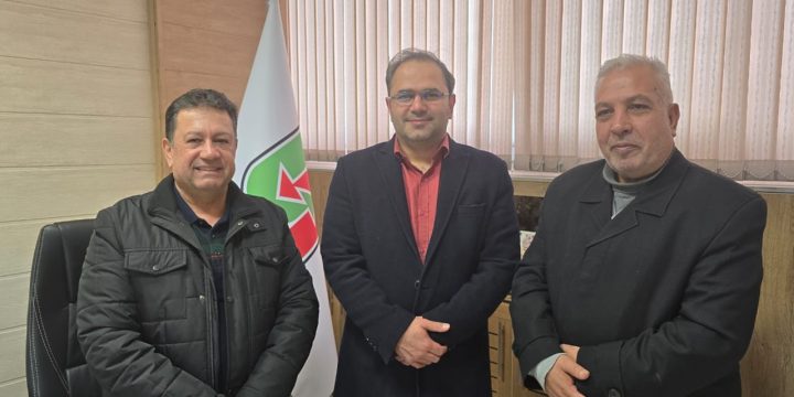 به مناسبت فرارسیدن روز ملی حمل و نقل، آقای پاوائی رئیس هیئت مدیره و آقای اسدی مدیرعامل شرکت حمل و نقل بزرگ‌مقیاس هوشمند همدانیان، با دکتر صلواتی، معاون حمل و نقل سازمان راهداری و حمل و نقل استان اصفهان، دیدار صمیمانه‌ای داشتند و این مناسبت را تبریک گفتند.